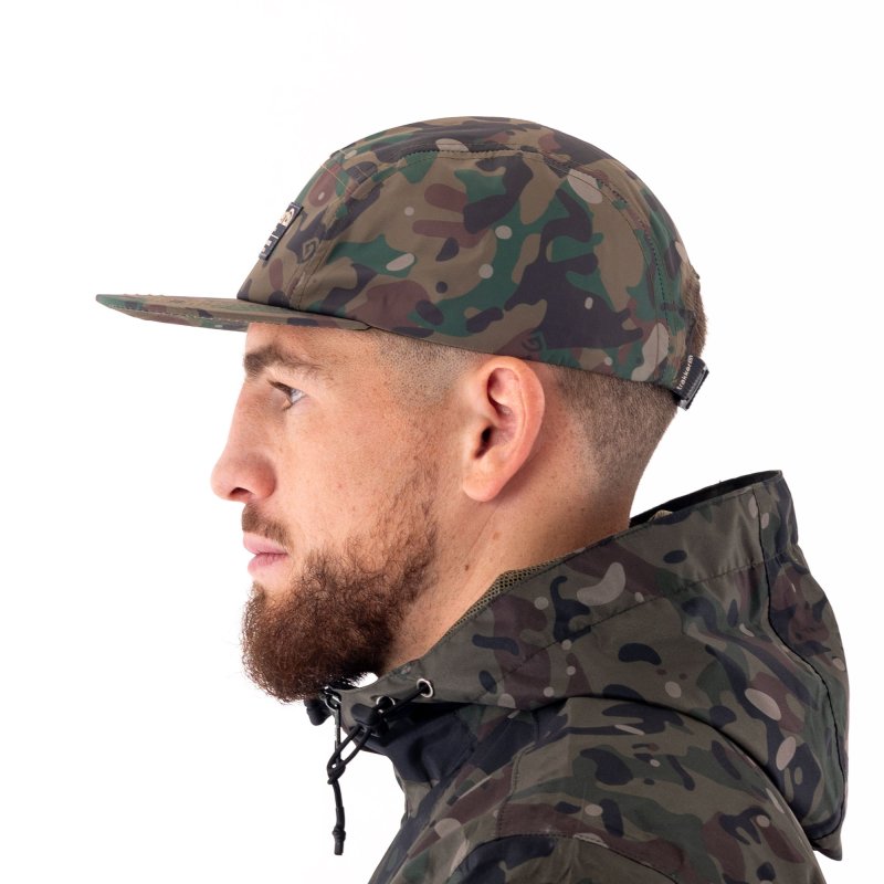 Load image into Gallery viewer, TRAKKER TECHPRO CAMO 5 PANEL CAP
