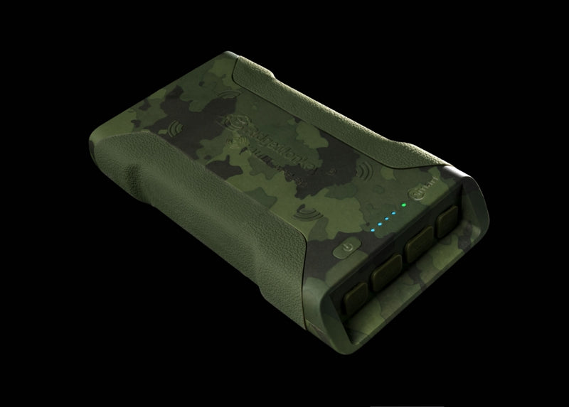 Load image into Gallery viewer, Ridge Monkey Vault C-Smart Wireless Power Bank CAMO
