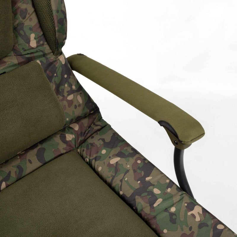 Load image into Gallery viewer, TRAKKER LEVELITE CAMO LONGBACK CHAIR
