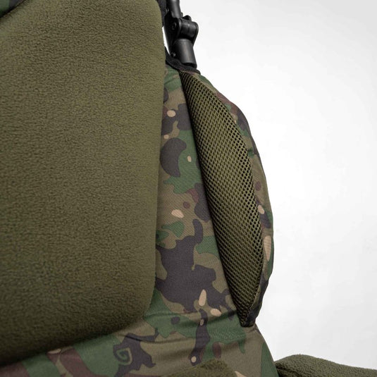 TRAKKER LEVELITE CAMO LONGBACK RECLINER