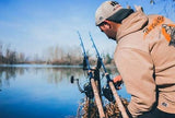 IB FELPA CON CAPPUCCIO "THE ART OF BAIT"